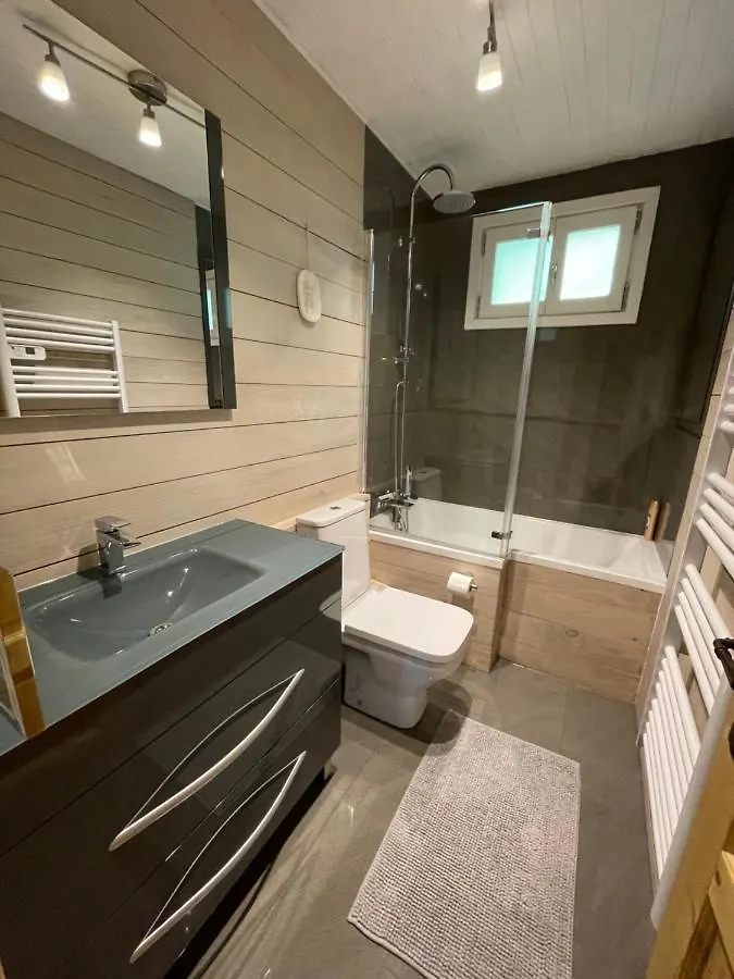 Chalet Le Doux Si, Large Self-Contained Apartment, 2Km From Doucy-Combelouviere And Close To Valmorel La Léchère França